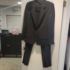 Anne Klein Men's Black Two-Piece Suit